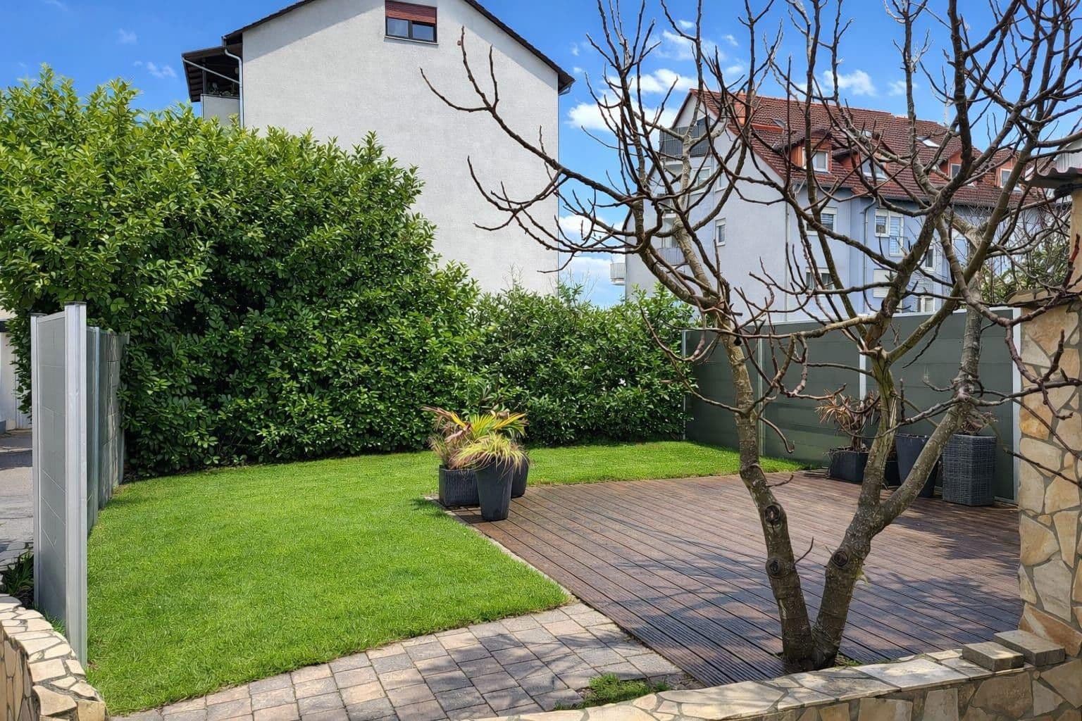 Predaj bytu 4-izbový 87 m², Östringen, Bádensko-Wurttembersko Predaj bytu 4-izbový 87 m², Östringen, Bádensko-Wurttembersko