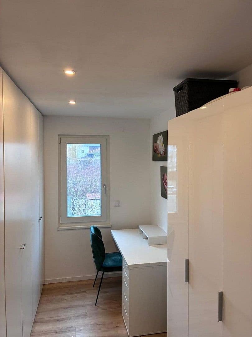 Predaj bytu 4-izbový 87 m², Östringen, Bádensko-Wurttembersko Predaj bytu 4-izbový 87 m², Östringen, Bádensko-Wurttembersko