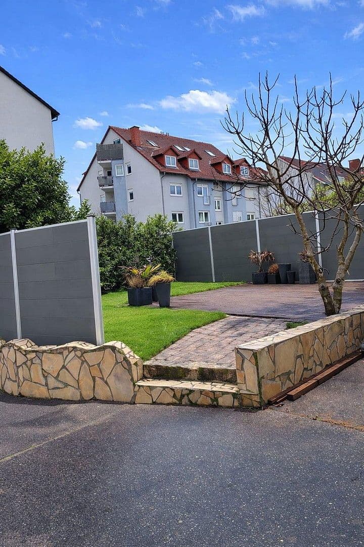 Predaj bytu 4-izbový 87 m², Östringen, Bádensko-Wurttembersko Predaj bytu 4-izbový 87 m², Östringen, Bádensko-Wurttembersko