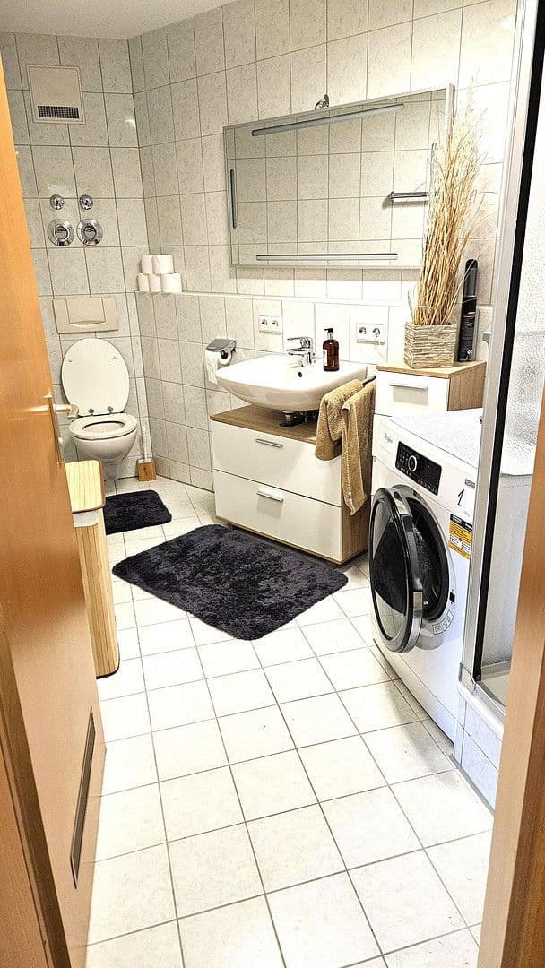 Prenájom bytu 2-izbový 50 m², Lange Äcker 42, Denkendorf, Bádensko-Wurttembersko Prenájom bytu 2-izbový 50 m², Lange Äcker 42, Denkendorf, Bádensko-Wurttembersko