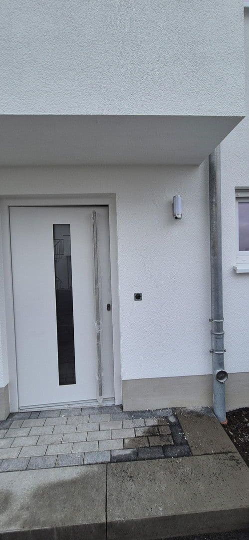 Prenájom domu 140 m², pozemek 200 m², Veckerhagenerstr. 4, Fuldatal, Hesensko Prenájom domu 140 m², pozemek 200 m², Veckerhagenerstr. 4, Fuldatal, Hesensko