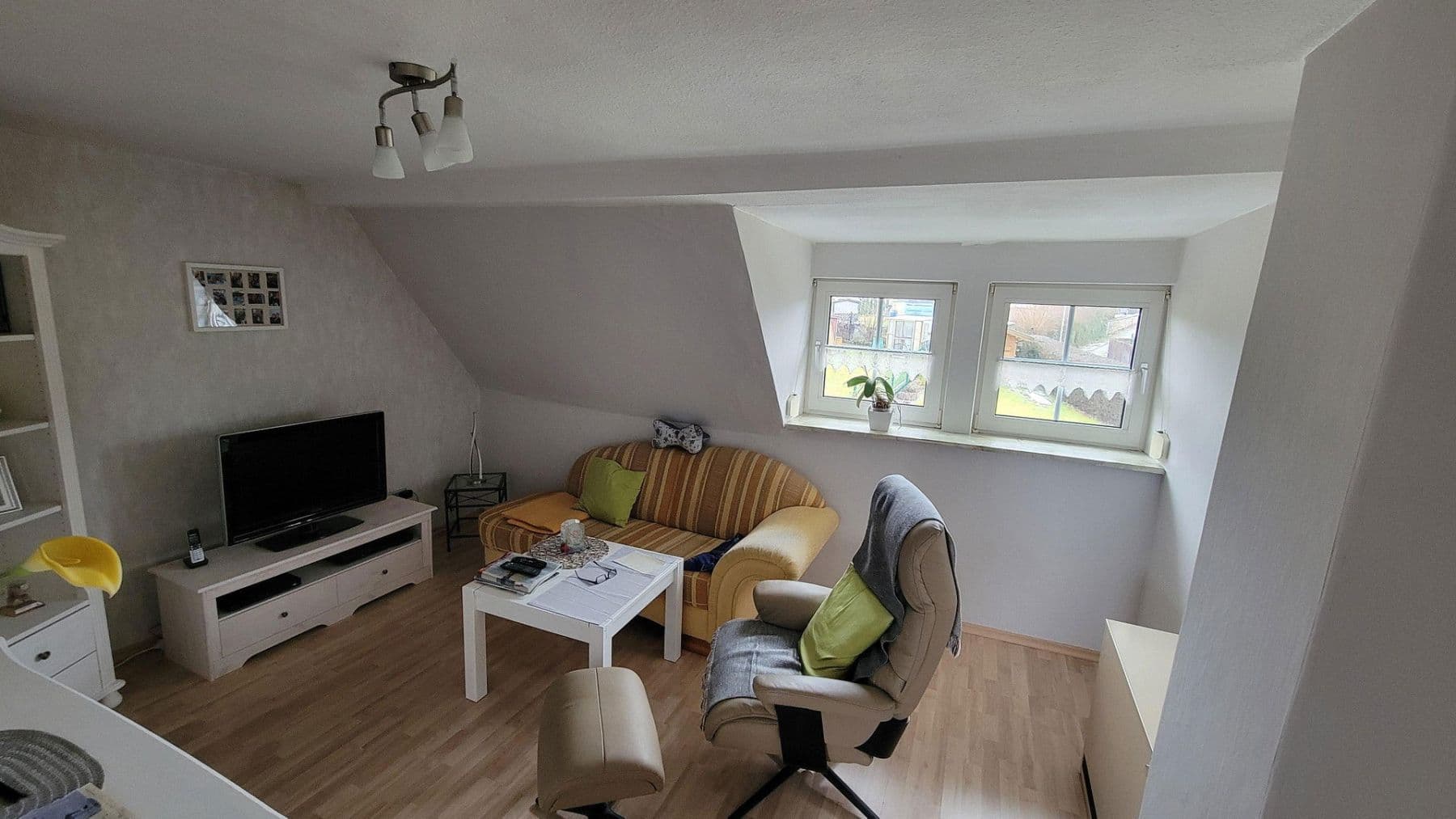 Predaj domu 117 m², pozemek 550 m², Helmstedt, Dolné Sasko Predaj domu 117 m², pozemek 550 m², Helmstedt, Dolné Sasko