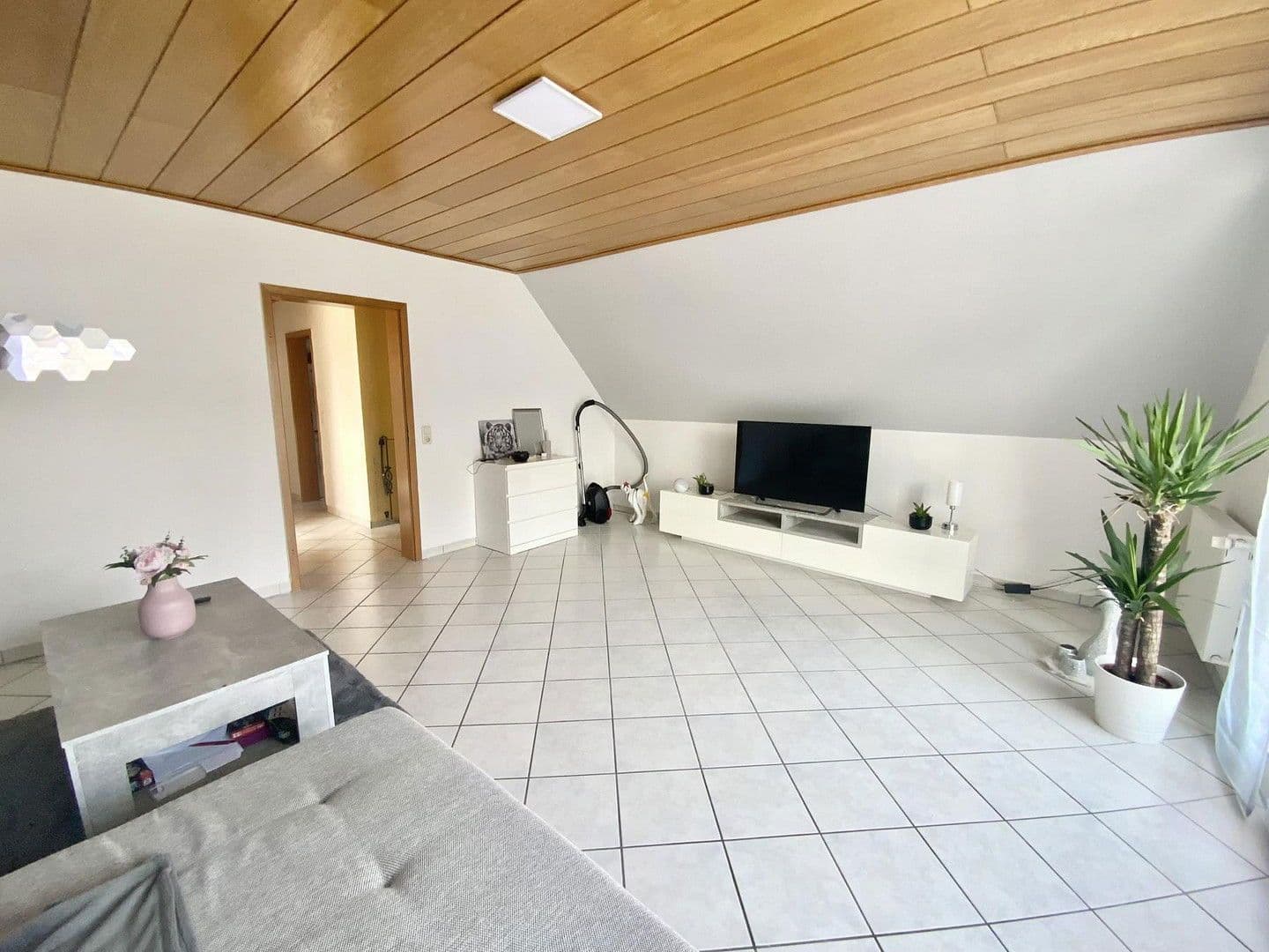 Prenájom bytu 2-izbový 91 m², Römerstraße 43, Selm, Severné Porýnie - Westfálsko Prenájom bytu 2-izbový 91 m², Römerstraße 43, Selm, Severné Porýnie - Westfálsko