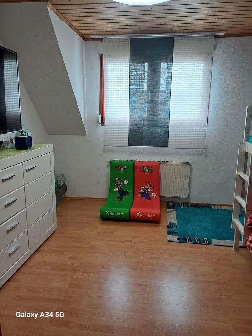 Predaj domu 180 m², pozemek 400 m², Pfalzfelder Straße 32, Norath, Porýnie-Falcko Predaj domu 180 m², pozemek 400 m², Pfalzfelder Straße 32, Norath, Porýnie-Falcko