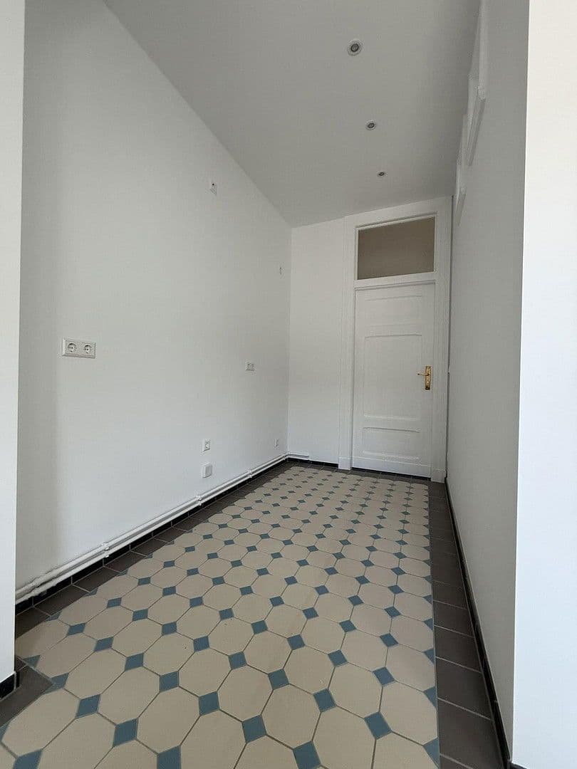 Prenájom bytu 2-izbový 80 m², Berlin, Berlín Prenájom bytu 2-izbový 80 m², Berlin, Berlín