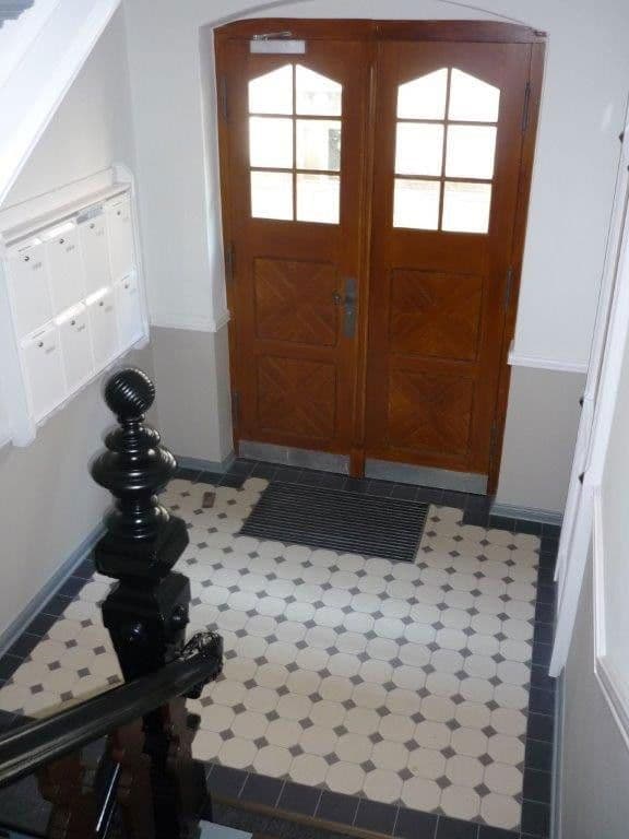 Prenájom bytu 2-izbový 80 m², Berlin, Berlín Prenájom bytu 2-izbový 80 m², Berlin, Berlín