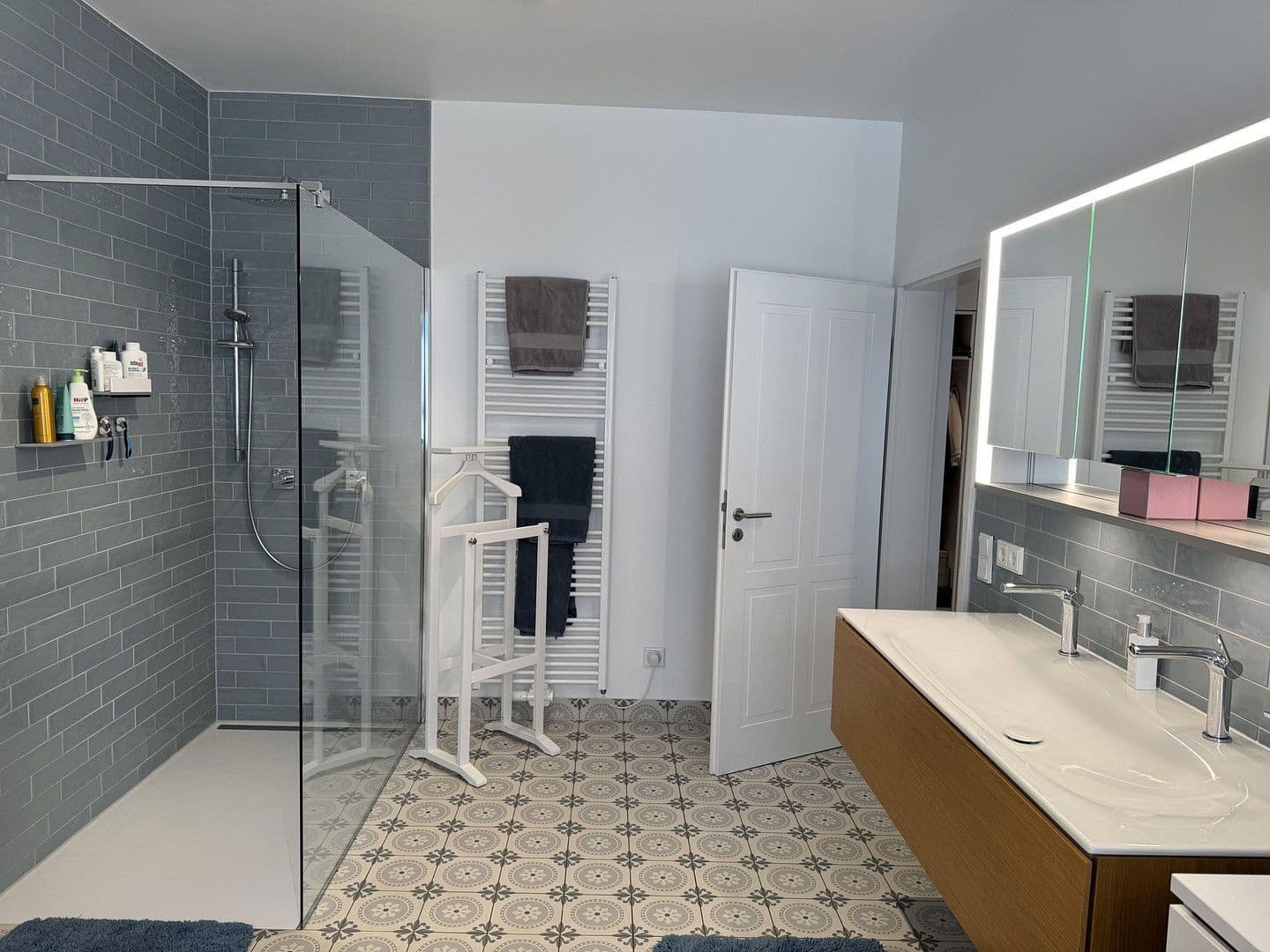 Predaj domu 257 m², pozemek 1.054 m², Bad Kreuznach, Porýnie-Falcko Predaj domu 257 m², pozemek 1.054 m², Bad Kreuznach, Porýnie-Falcko