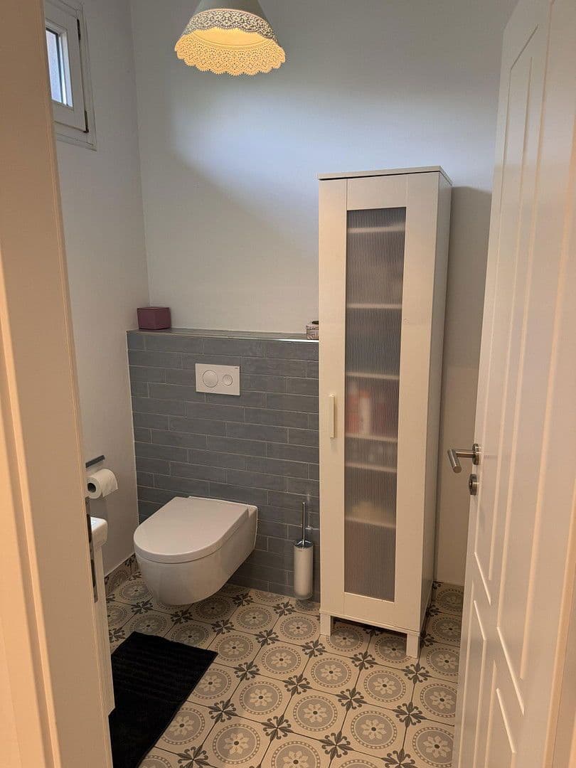 Predaj domu 257 m², pozemek 1.054 m², Bad Kreuznach, Porýnie-Falcko Predaj domu 257 m², pozemek 1.054 m², Bad Kreuznach, Porýnie-Falcko