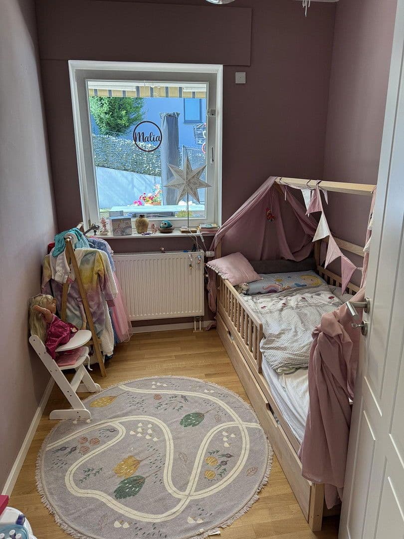 Predaj domu 257 m², pozemek 1.054 m², Bad Kreuznach, Porýnie-Falcko Predaj domu 257 m², pozemek 1.054 m², Bad Kreuznach, Porýnie-Falcko