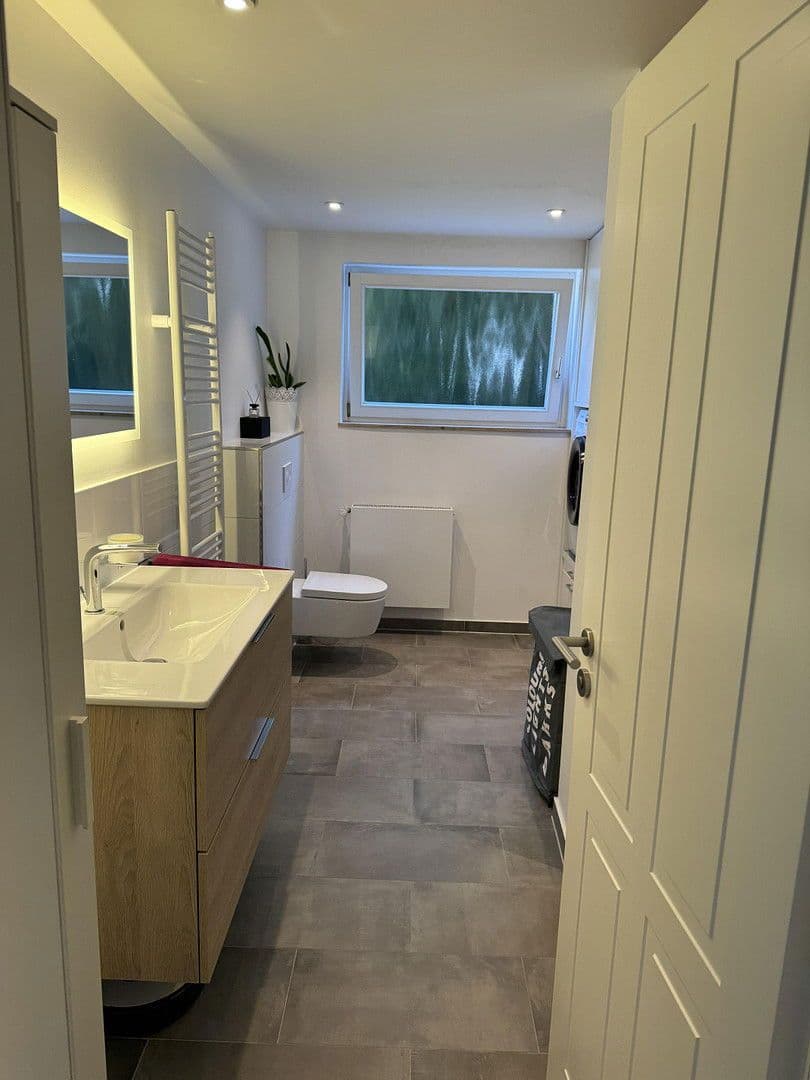 Predaj domu 257 m², pozemek 1.054 m², Bad Kreuznach, Porýnie-Falcko Predaj domu 257 m², pozemek 1.054 m², Bad Kreuznach, Porýnie-Falcko