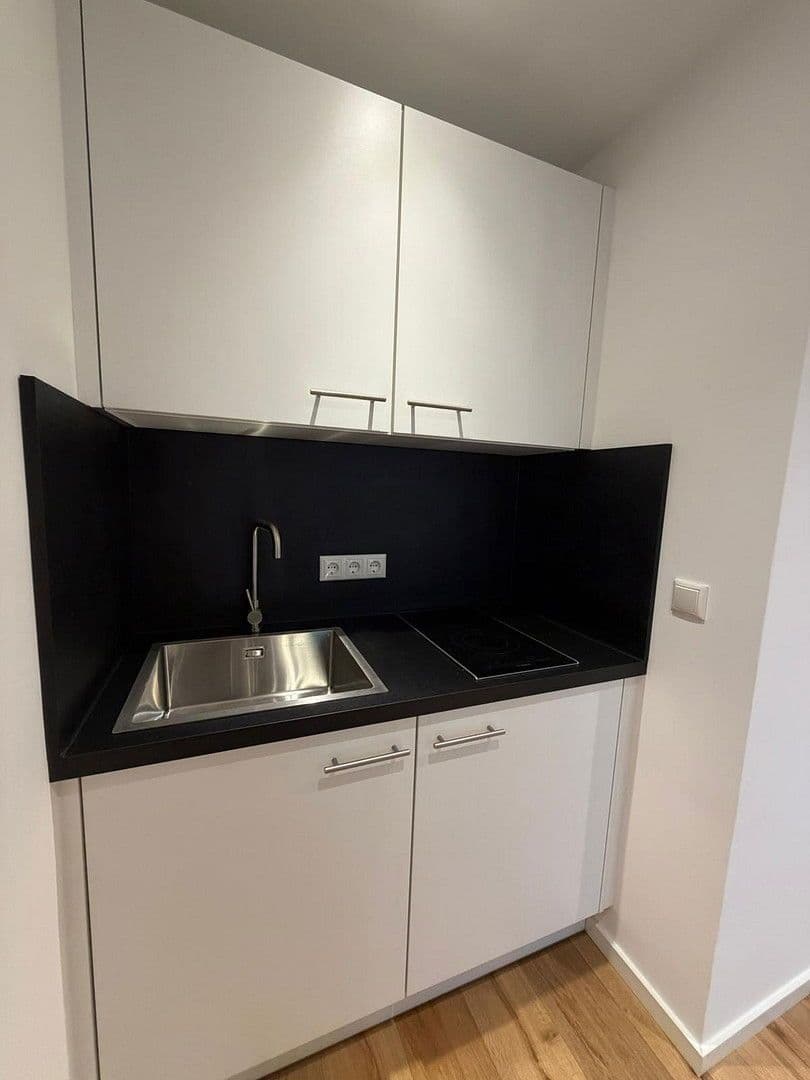 Prenájom bytu 1-izbový 26 m², Weinbergerstraße 111, München, Bavorsko Prenájom bytu 1-izbový 26 m², Weinbergerstraße 111, München, Bavorsko