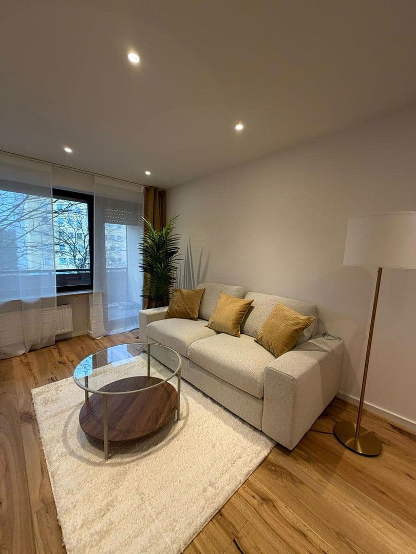 Prenájom bytu 1-izbový 26 m², Weinbergerstraße 111, München, Bavorsko Prenájom bytu 1-izbový 26 m², Weinbergerstraße 111, München, Bavorsko