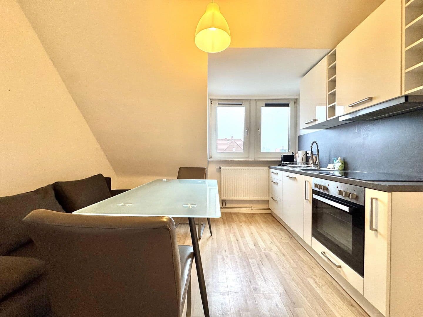 Prenájom bytu 2-izbový 43 m², Henckellweg 13, Hannover, Dolné Sasko Prenájom bytu 2-izbový 43 m², Henckellweg 13, Hannover, Dolné Sasko