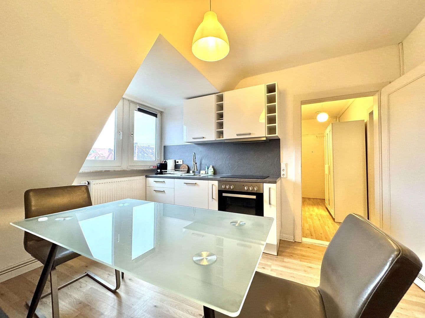 Prenájom bytu 2-izbový 43 m², Henckellweg 13, Hannover, Dolné Sasko Prenájom bytu 2-izbový 43 m², Henckellweg 13, Hannover, Dolné Sasko