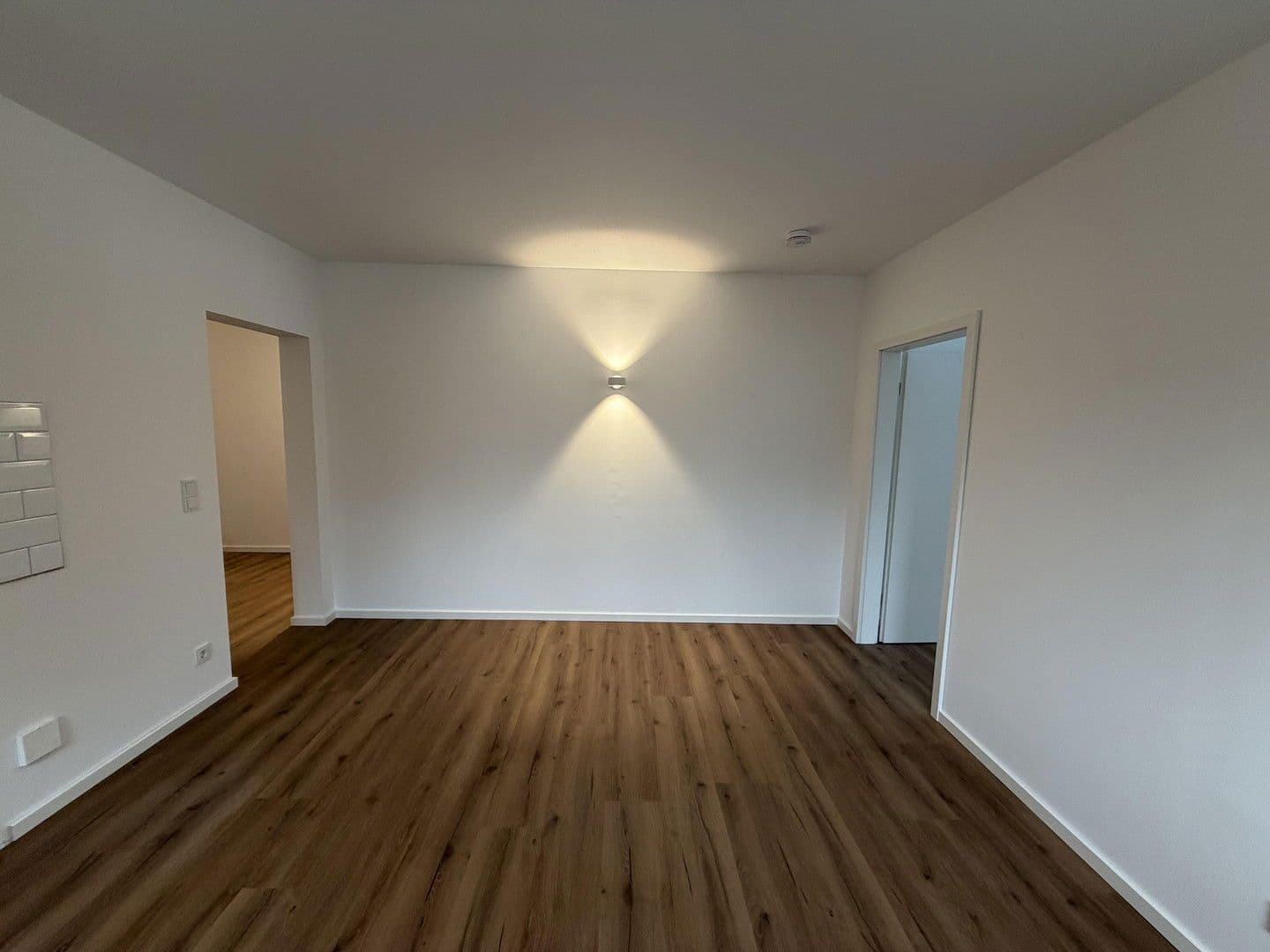 Prenájom bytu 3-izbový 72 m², Hamburg, Hamburg Prenájom bytu 3-izbový 72 m², Hamburg, Hamburg