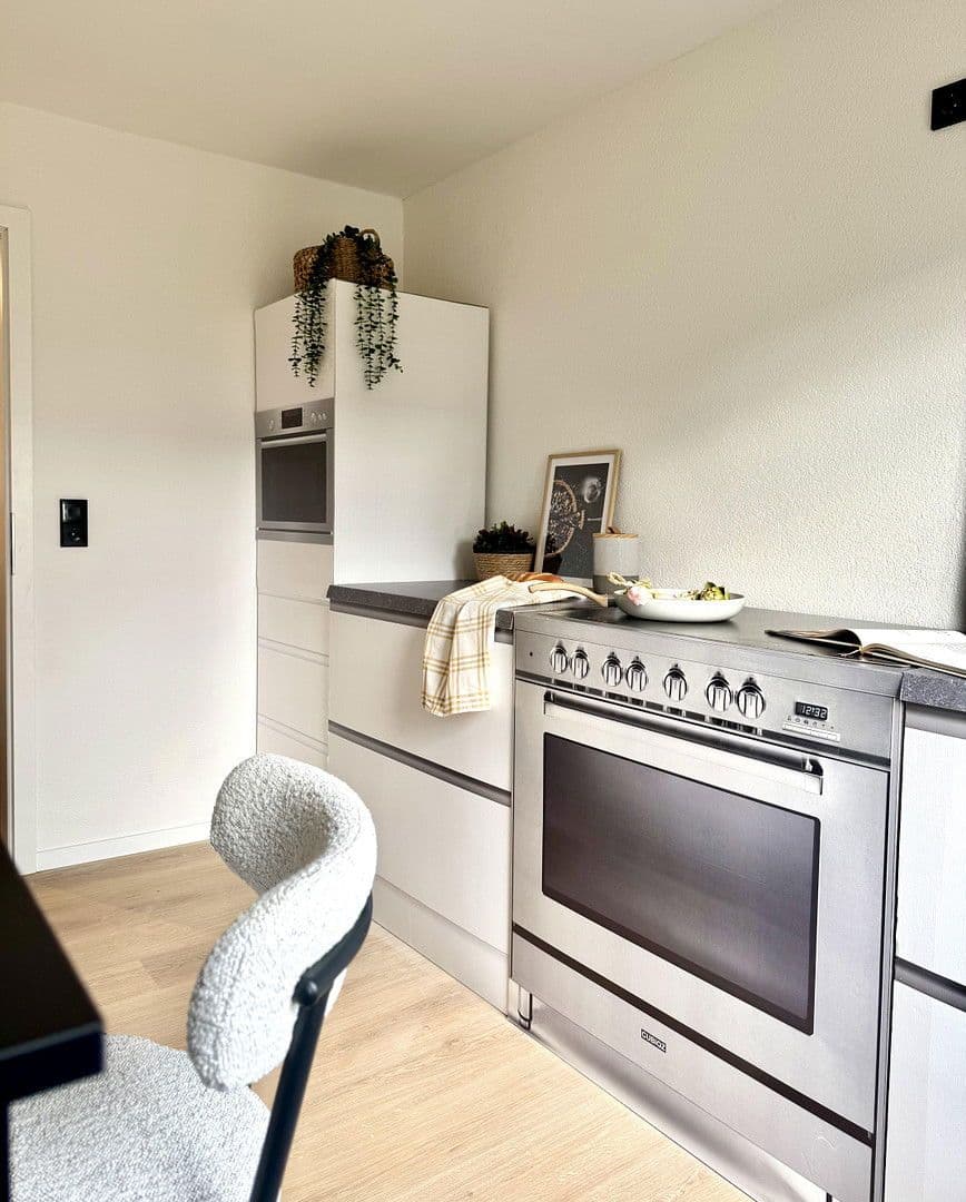 Predaj bytu 4-izbový 94 m², Sindelfingen, Bádensko-Wurttembersko Predaj bytu 4-izbový 94 m², Sindelfingen, Bádensko-Wurttembersko