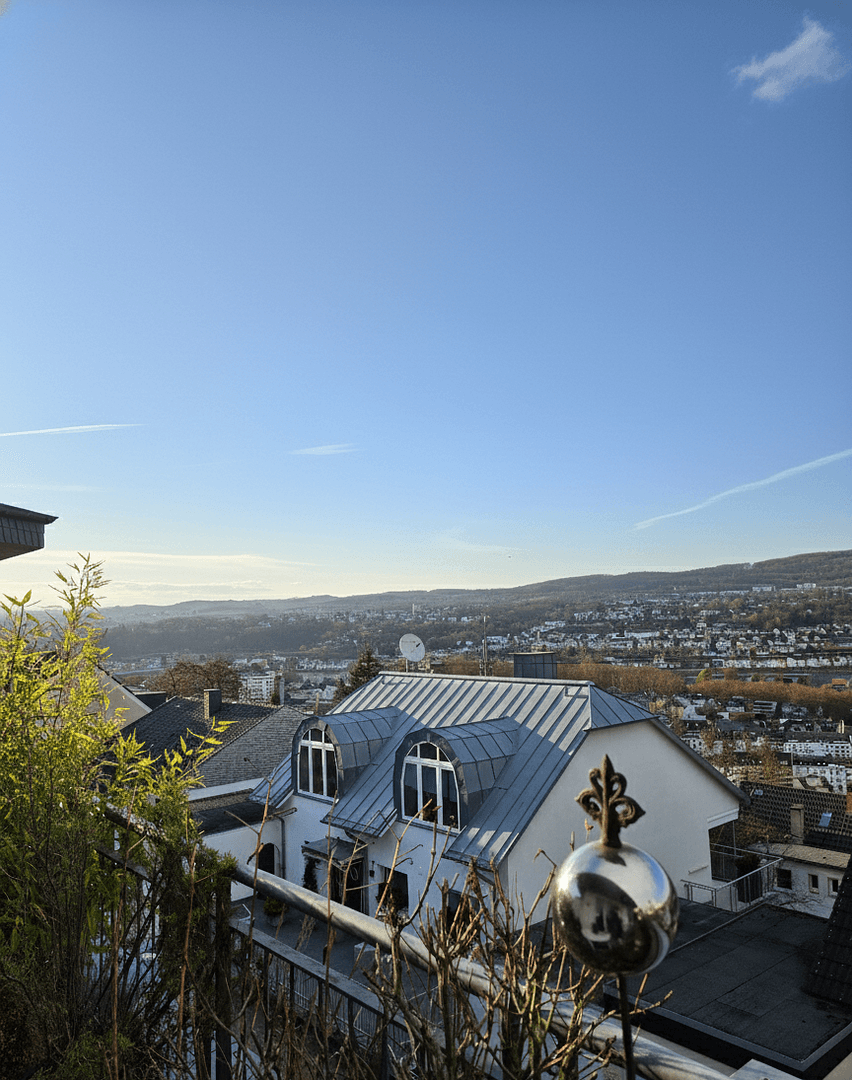 Predaj domu 302 m², pozemek 388 m², Koblenz, Porýnie-Falcko Predaj domu 302 m², pozemek 388 m², Koblenz, Porýnie-Falcko