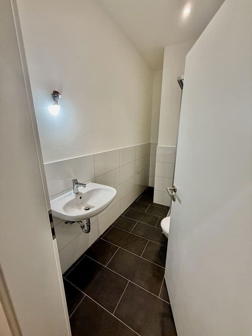 Predaj bytu 2-izbový 61 m², Köln, Severné Porýnie - Westfálsko Predaj bytu 2-izbový 61 m², Köln, Severné Porýnie - Westfálsko