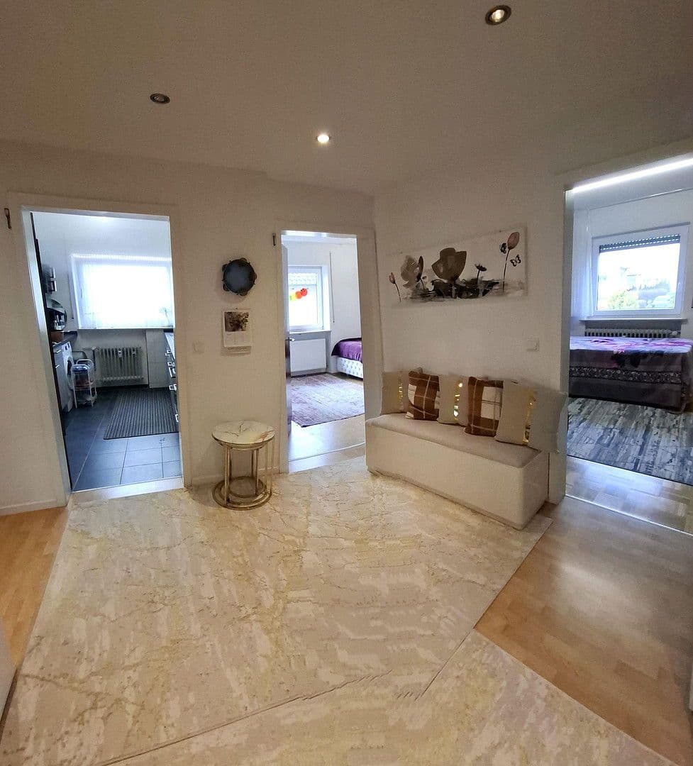 Predaj bytu 4-izbový 101 m², Winnenden, Bádensko-Wurttembersko Predaj bytu 4-izbový 101 m², Winnenden, Bádensko-Wurttembersko