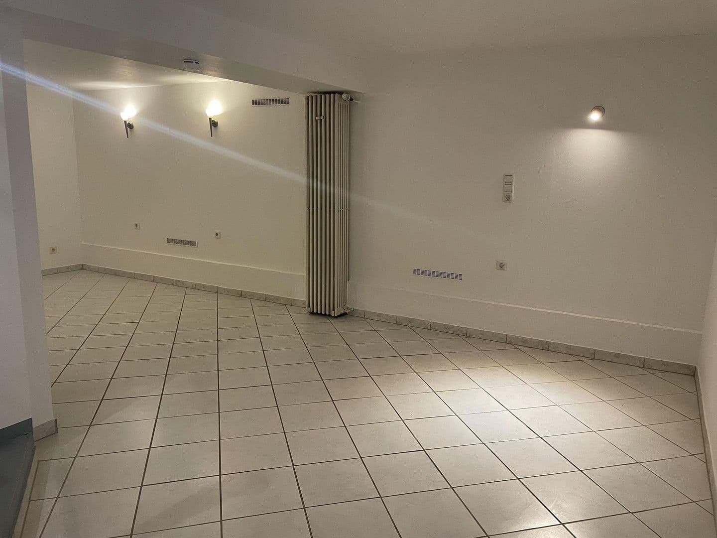 Prenájom bytu 4-izbový 80 m², Frankenstrasse 2, Dortmund, Severné Porýnie - Westfálsko Prenájom bytu 4-izbový 80 m², Frankenstrasse 2, Dortmund, Severné Porýnie - Westfálsko