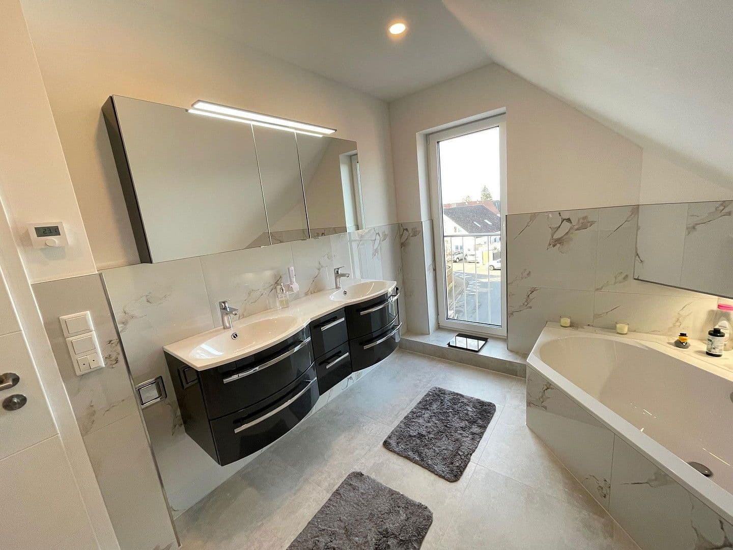 Predaj bytu 7-izbový 159 m², Kahl am Main, Bavorsko Predaj bytu 7-izbový 159 m², Kahl am Main, Bavorsko