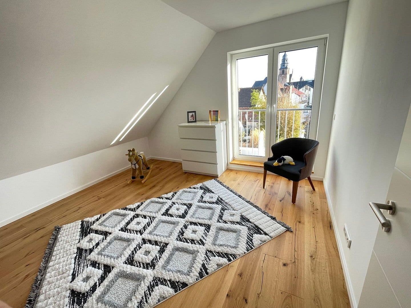 Predaj bytu 7-izbový 159 m², Kahl am Main, Bavorsko Predaj bytu 7-izbový 159 m², Kahl am Main, Bavorsko