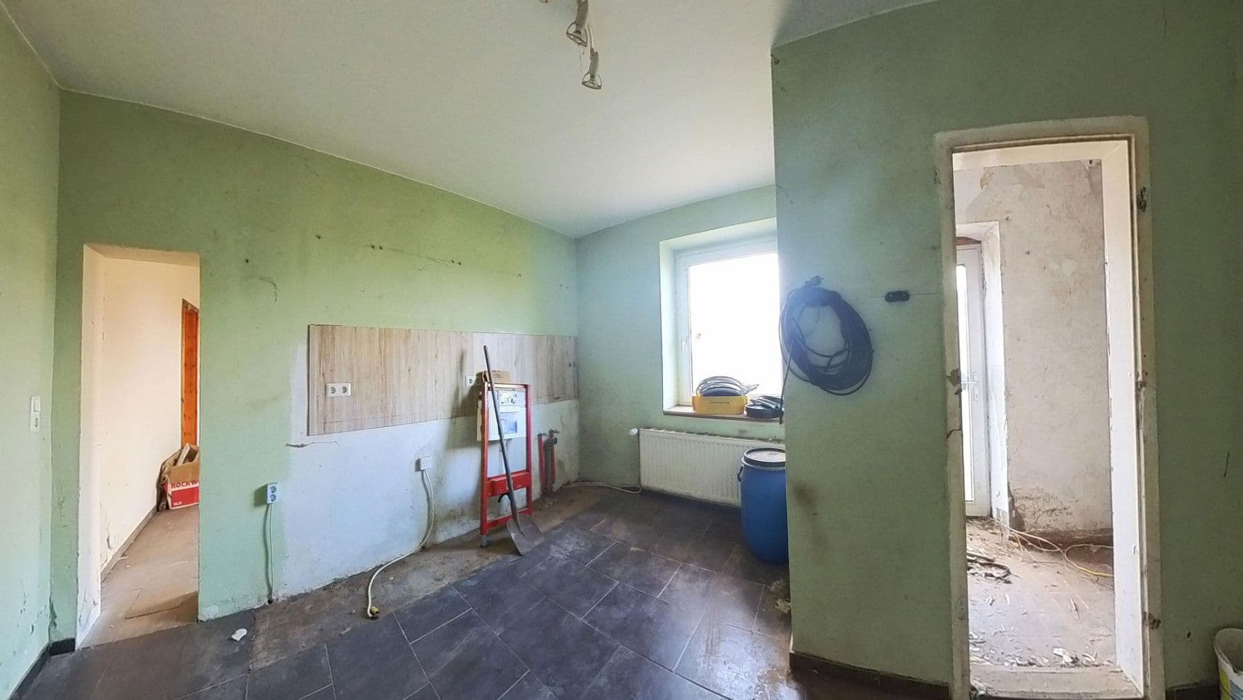 Predaj domu 170 m², pozemek 2.700 m², Warnowstr 14, Zölkow, Meklenbursko-Predpomoransko Predaj domu 170 m², pozemek 2.700 m², Warnowstr 14, Zölkow, Meklenbursko-Predpomoransko