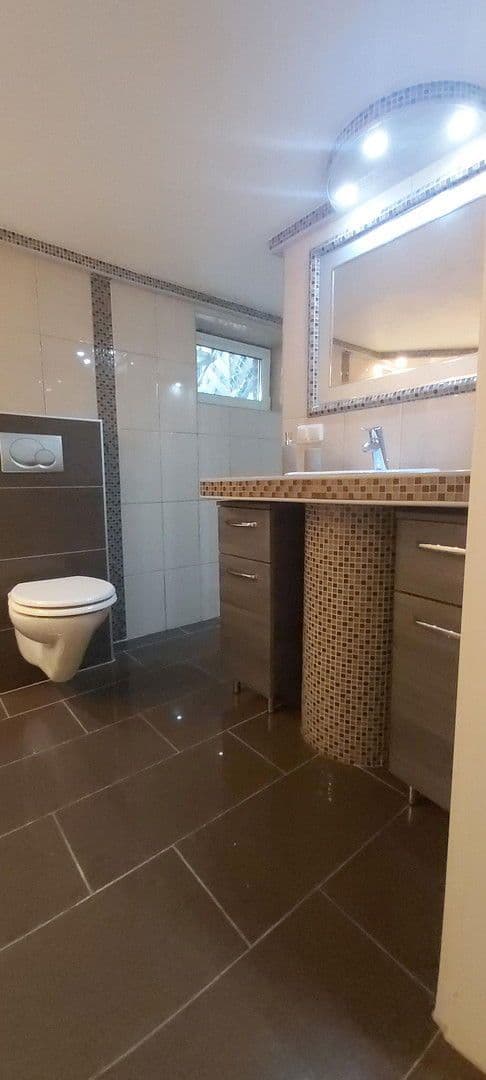 Predaj domu 95 m², pozemek 152 m², Idstein, Hesensko Predaj domu 95 m², pozemek 152 m², Idstein, Hesensko