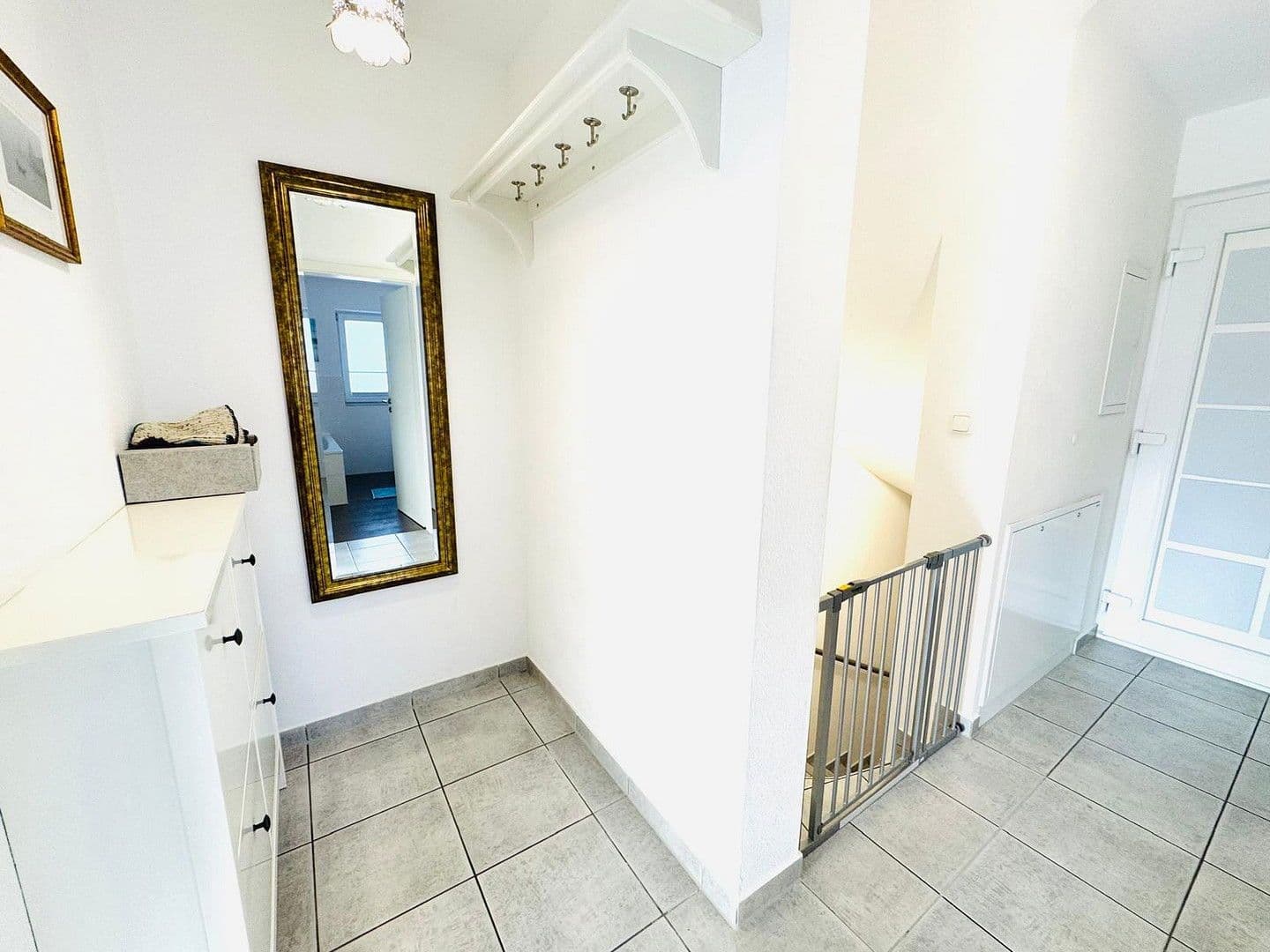 Predaj bytu 4-izbový 130 m², Mering, Bavorsko Predaj bytu 4-izbový 130 m², Mering, Bavorsko