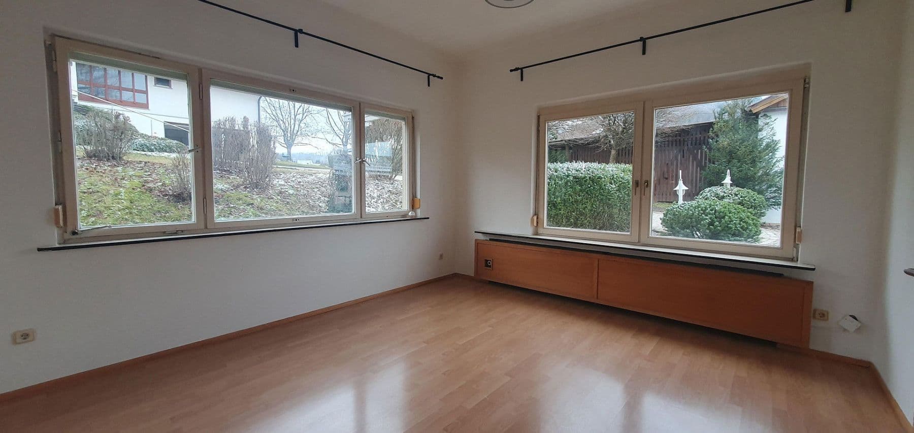Prenájom bytu 3-izbový 96 m², Schlichtestraße 32, Burladingen, Bádensko-Wurttembersko Prenájom bytu 3-izbový 96 m², Schlichtestraße 32, Burladingen, Bádensko-Wurttembersko