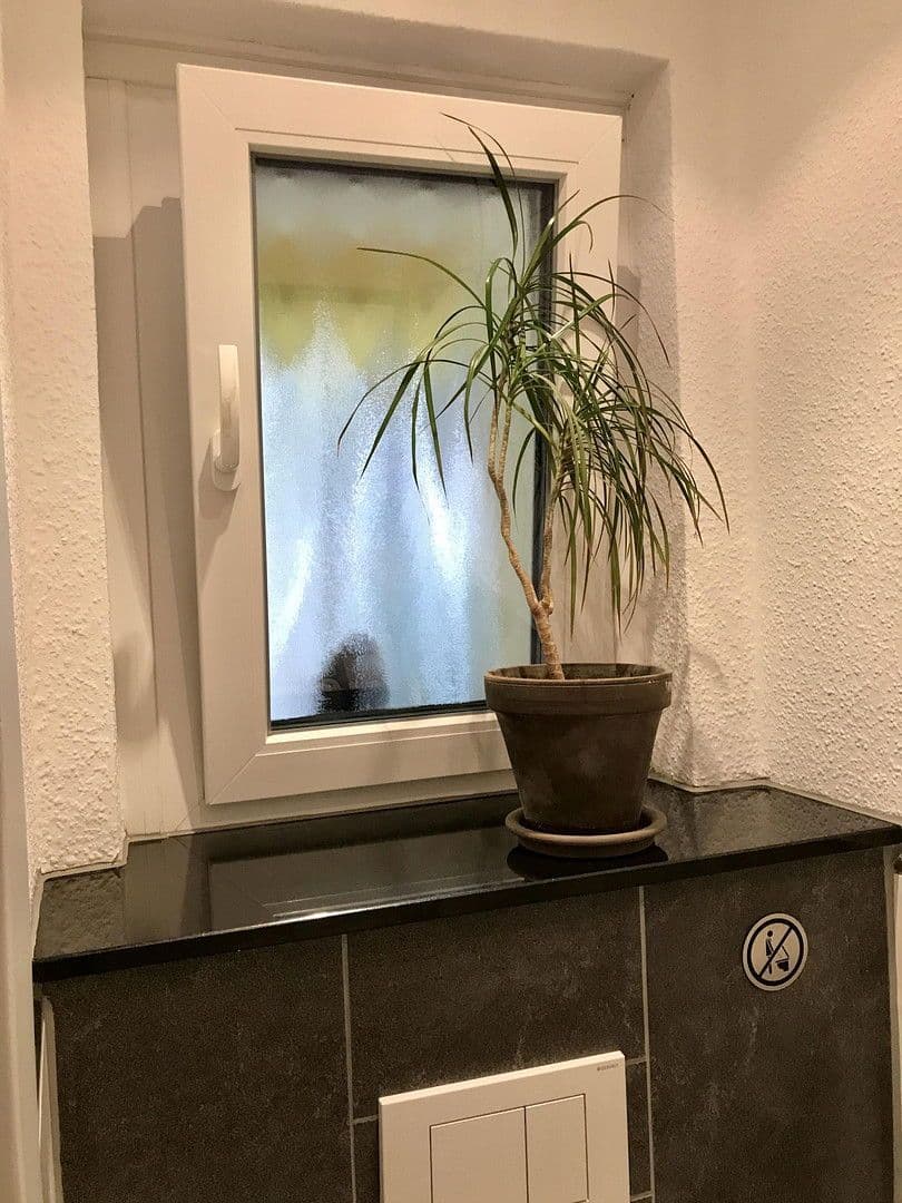 Prenájom bytu 2-izbový 33 m², Brauerstrasse 1, Essen, Severné Porýnie - Westfálsko Prenájom bytu 2-izbový 33 m², Brauerstrasse 1, Essen, Severné Porýnie - Westfálsko