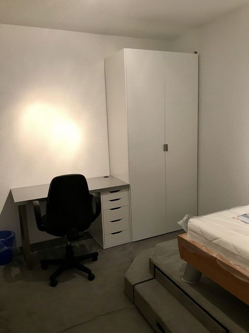 Prenájom bytu 2-izbový 33 m², Brauerstrasse 1, Essen, Severné Porýnie - Westfálsko Prenájom bytu 2-izbový 33 m², Brauerstrasse 1, Essen, Severné Porýnie - Westfálsko