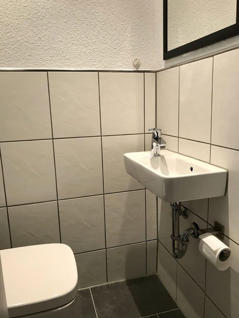 Prenájom bytu 2-izbový 33 m², Brauerstrasse 1, Essen, Severné Porýnie - Westfálsko Prenájom bytu 2-izbový 33 m², Brauerstrasse 1, Essen, Severné Porýnie - Westfálsko