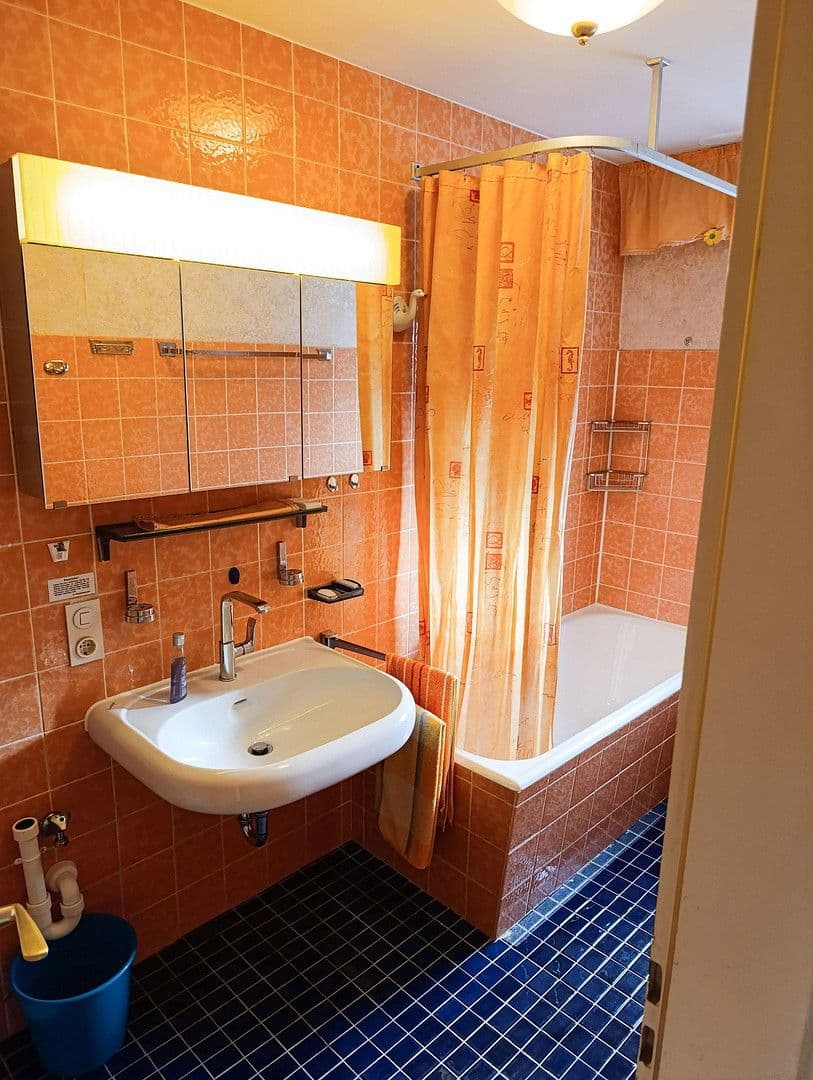 Predaj bytu 3-izbový 83 m², Am Weißen Bild 40+42, Biberach an der Riß, Bádensko-Wurttembersko Predaj bytu 3-izbový 83 m², Am Weißen Bild 40+42, Biberach an der Riß, Bádensko-Wurttembersko