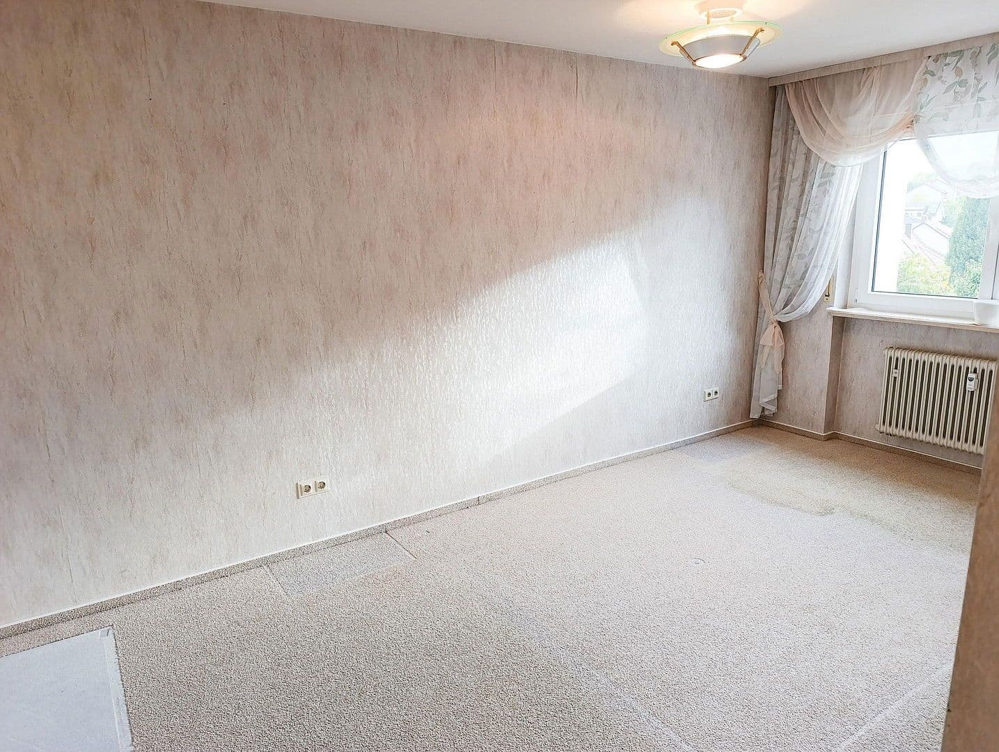 Predaj bytu 3-izbový 83 m², Am Weißen Bild 40+42, Biberach an der Riß, Bádensko-Wurttembersko Predaj bytu 3-izbový 83 m², Am Weißen Bild 40+42, Biberach an der Riß, Bádensko-Wurttembersko