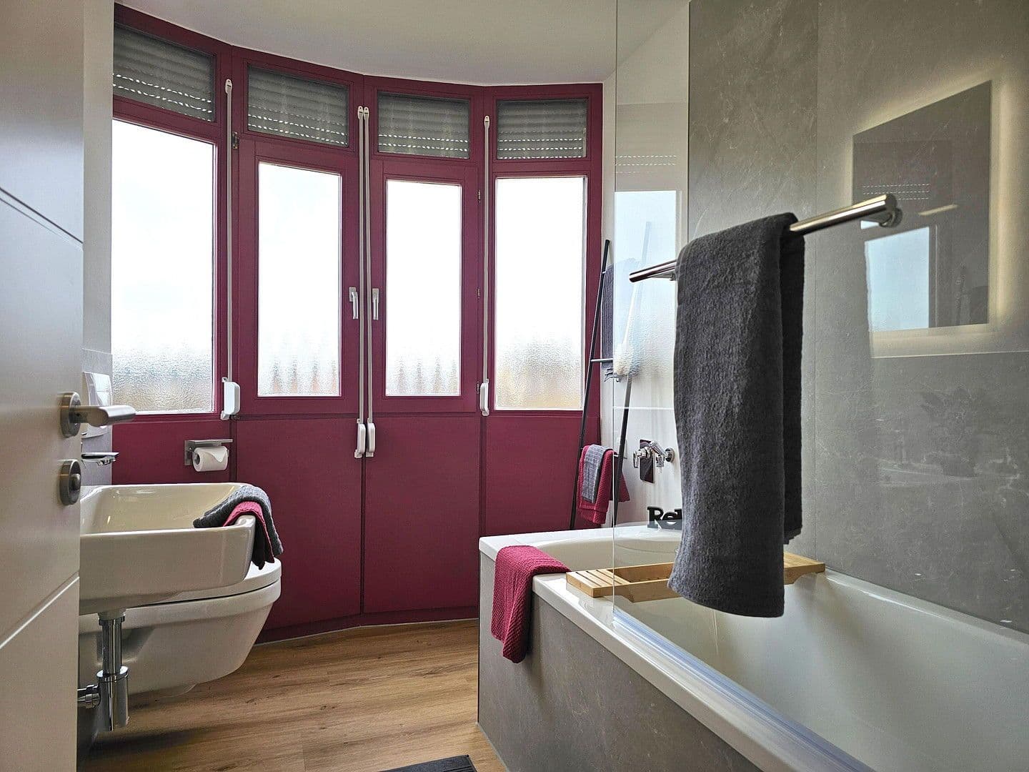 Predaj bytu 3-izbový 81 m², Kümmersbruck, Bavorsko Predaj bytu 3-izbový 81 m², Kümmersbruck, Bavorsko