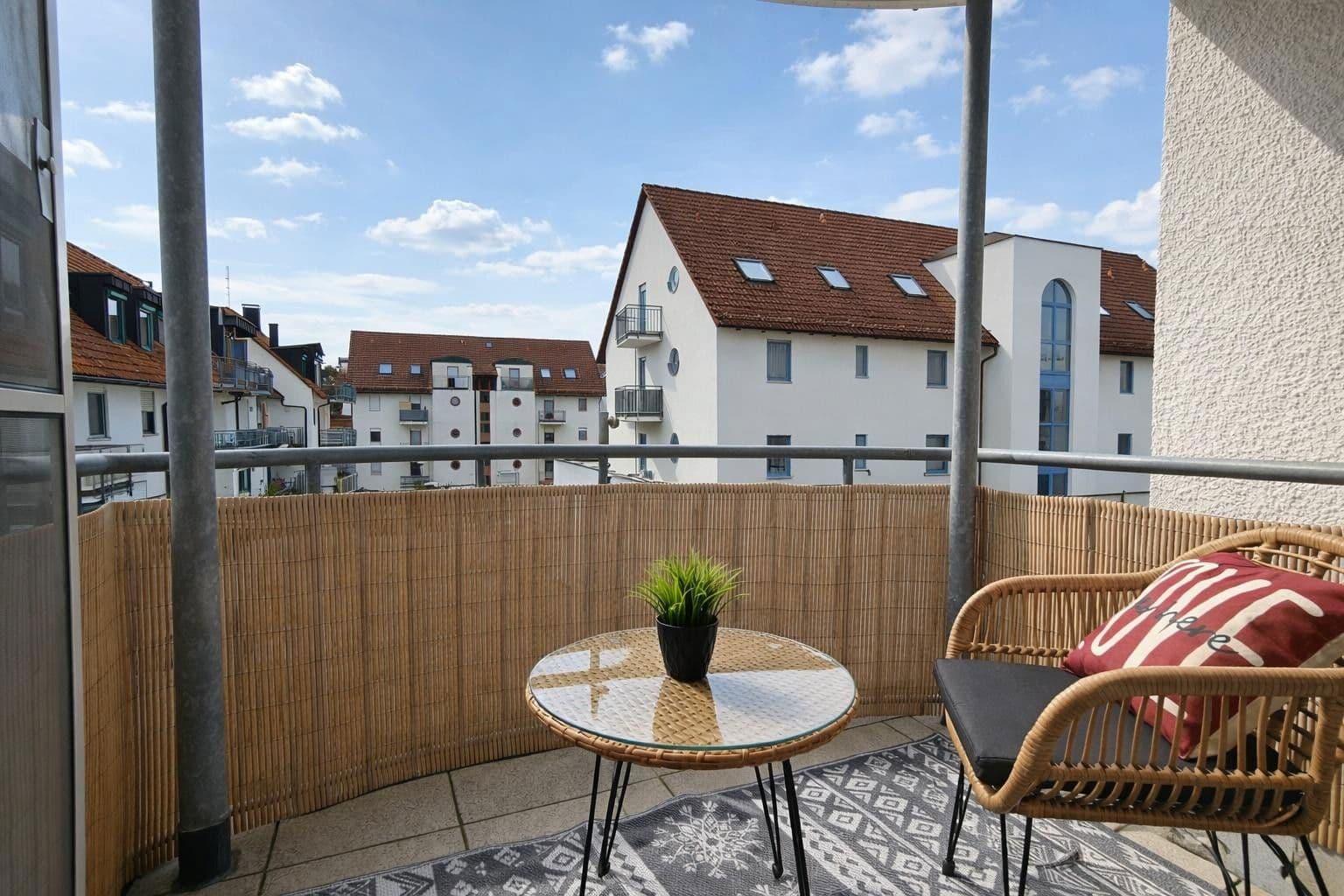 Predaj bytu 3-izbový 81 m², Kümmersbruck, Bavorsko Predaj bytu 3-izbový 81 m², Kümmersbruck, Bavorsko