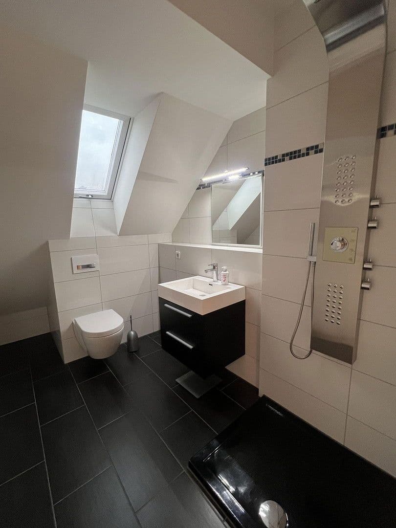 Predaj domu 170 m², pozemek 198 m², An der Molkeswiese 4, Egelsbach, Hesensko Predaj domu 170 m², pozemek 198 m², An der Molkeswiese 4, Egelsbach, Hesensko