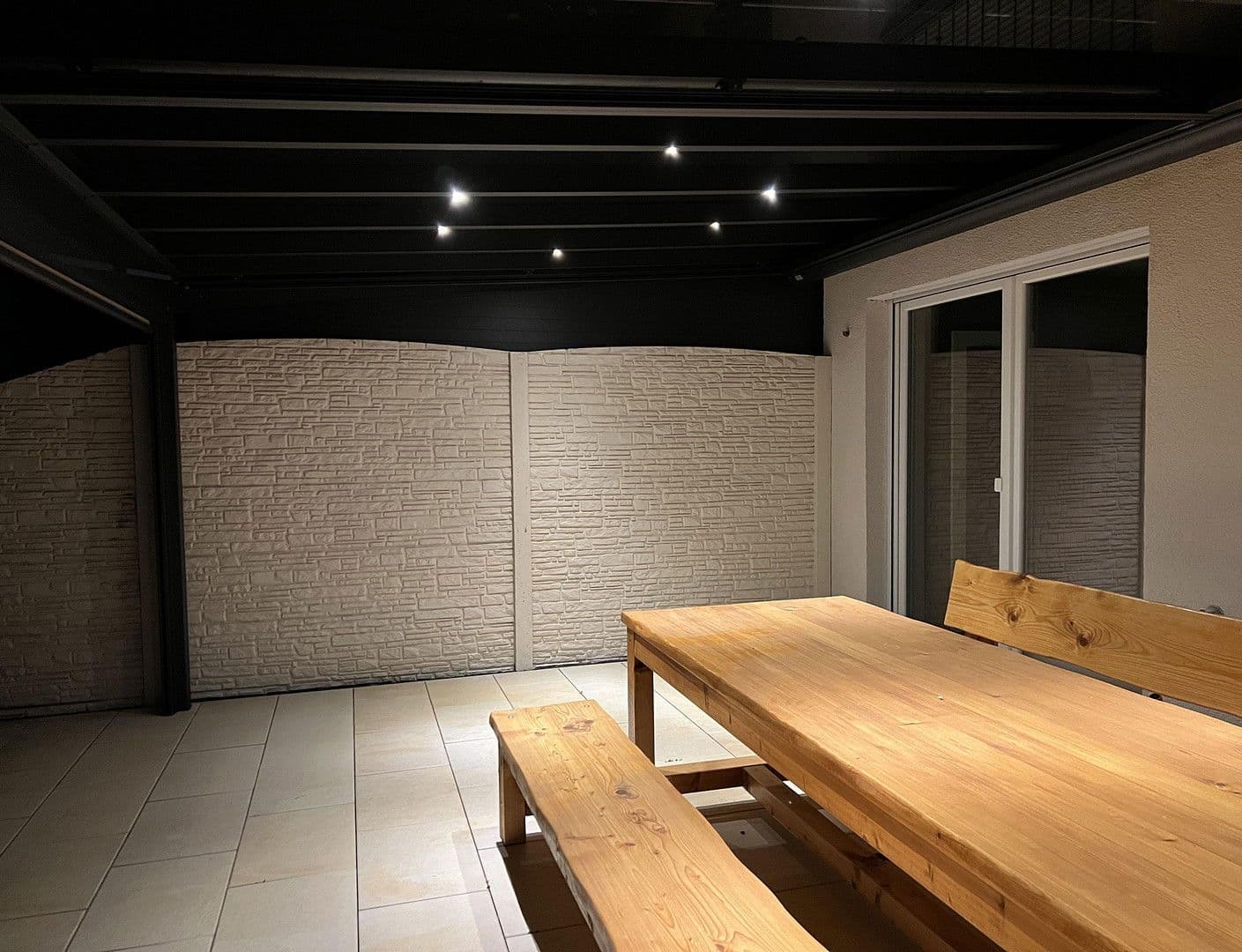 Predaj domu 170 m², pozemek 198 m², An der Molkeswiese 4, Egelsbach, Hesensko Predaj domu 170 m², pozemek 198 m², An der Molkeswiese 4, Egelsbach, Hesensko