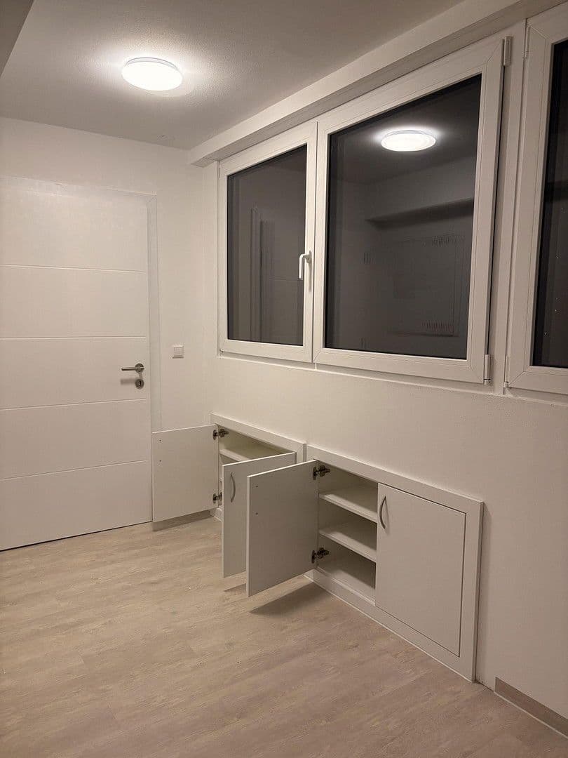 Prenájom bytu 4-izbový 94 m², Hauptstraße 14, Lauchheim, Bádensko-Wurttembersko Prenájom bytu 4-izbový 94 m², Hauptstraße 14, Lauchheim, Bádensko-Wurttembersko