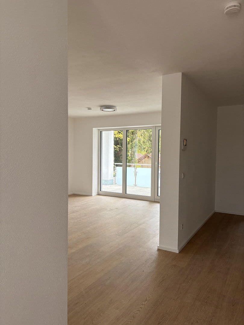 Prenájom bytu 3-izbový 106 m², Gartenstraße 32, Lauchheim, Bádensko-Wurttembersko Prenájom bytu 3-izbový 106 m², Gartenstraße 32, Lauchheim, Bádensko-Wurttembersko