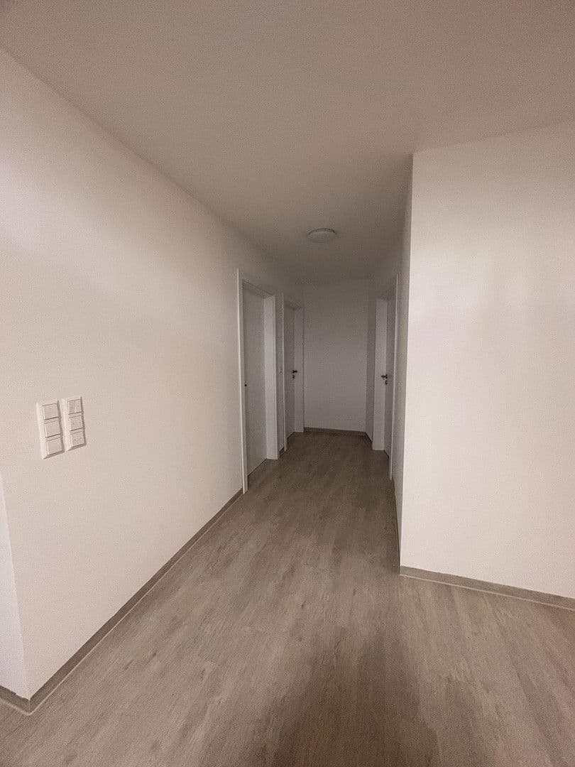 Prenájom bytu 4-izbový 94 m², Hauptstraße 14, Lauchheim, Bádensko-Wurttembersko Prenájom bytu 4-izbový 94 m², Hauptstraße 14, Lauchheim, Bádensko-Wurttembersko