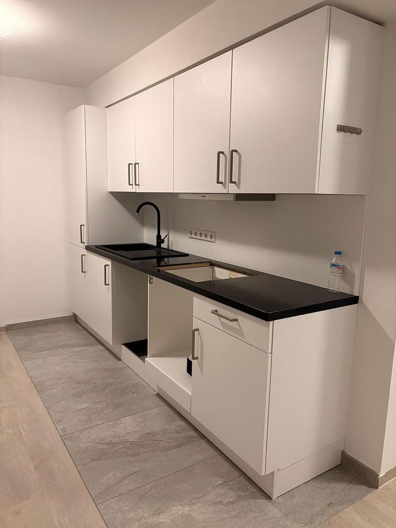 Prenájom bytu 4-izbový 94 m², Hauptstraße 14, Lauchheim, Bádensko-Wurttembersko Prenájom bytu 4-izbový 94 m², Hauptstraße 14, Lauchheim, Bádensko-Wurttembersko