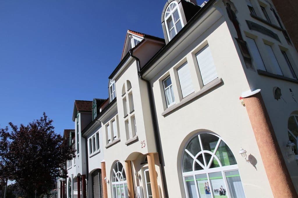 Prenájom bytu 7-izbový 312 m², Lehenstr. 25, Donaueschingen, Bádensko-Wurttembersko Prenájom bytu 7-izbový 312 m², Lehenstr. 25, Donaueschingen, Bádensko-Wurttembersko