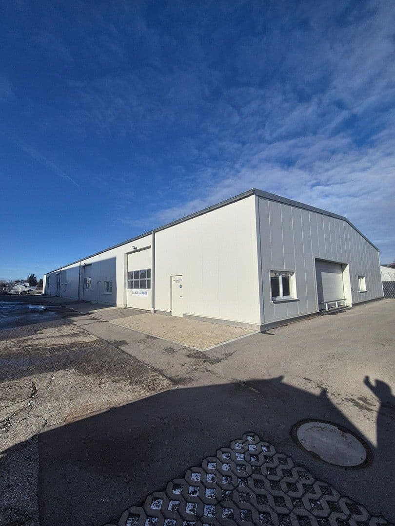 Prenájom nebytového priestoru 450 m², Simbacherstr. 35, Neuötting, Bavorsko Prenájom nebytového priestoru 450 m², Simbacherstr. 35, Neuötting, Bavorsko