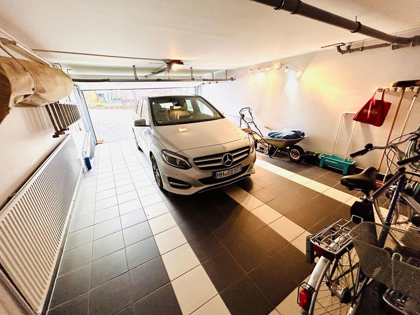 Predaj domu 175 m², pozemek 878 m², Im Wiesengrund 17, Steinburg, Šlezvicko-Holštajnsko Predaj domu 175 m², pozemek 878 m², Im Wiesengrund 17, Steinburg, Šlezvicko-Holštajnsko