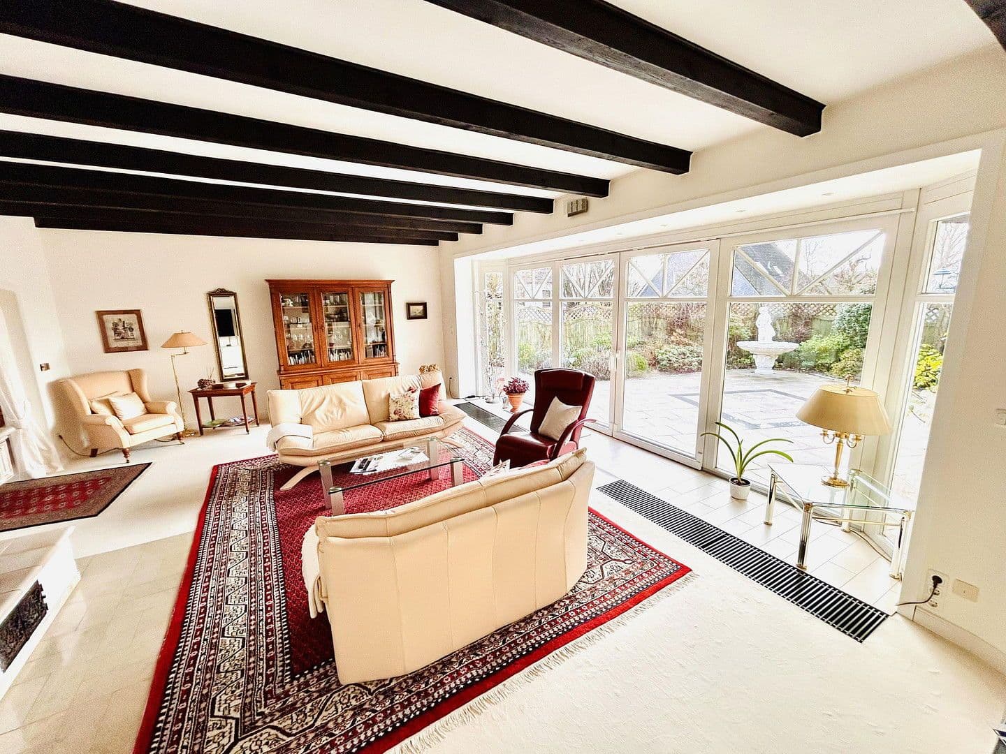 Predaj domu 175 m², pozemek 878 m², Im Wiesengrund 17, Steinburg, Šlezvicko-Holštajnsko Predaj domu 175 m², pozemek 878 m², Im Wiesengrund 17, Steinburg, Šlezvicko-Holštajnsko