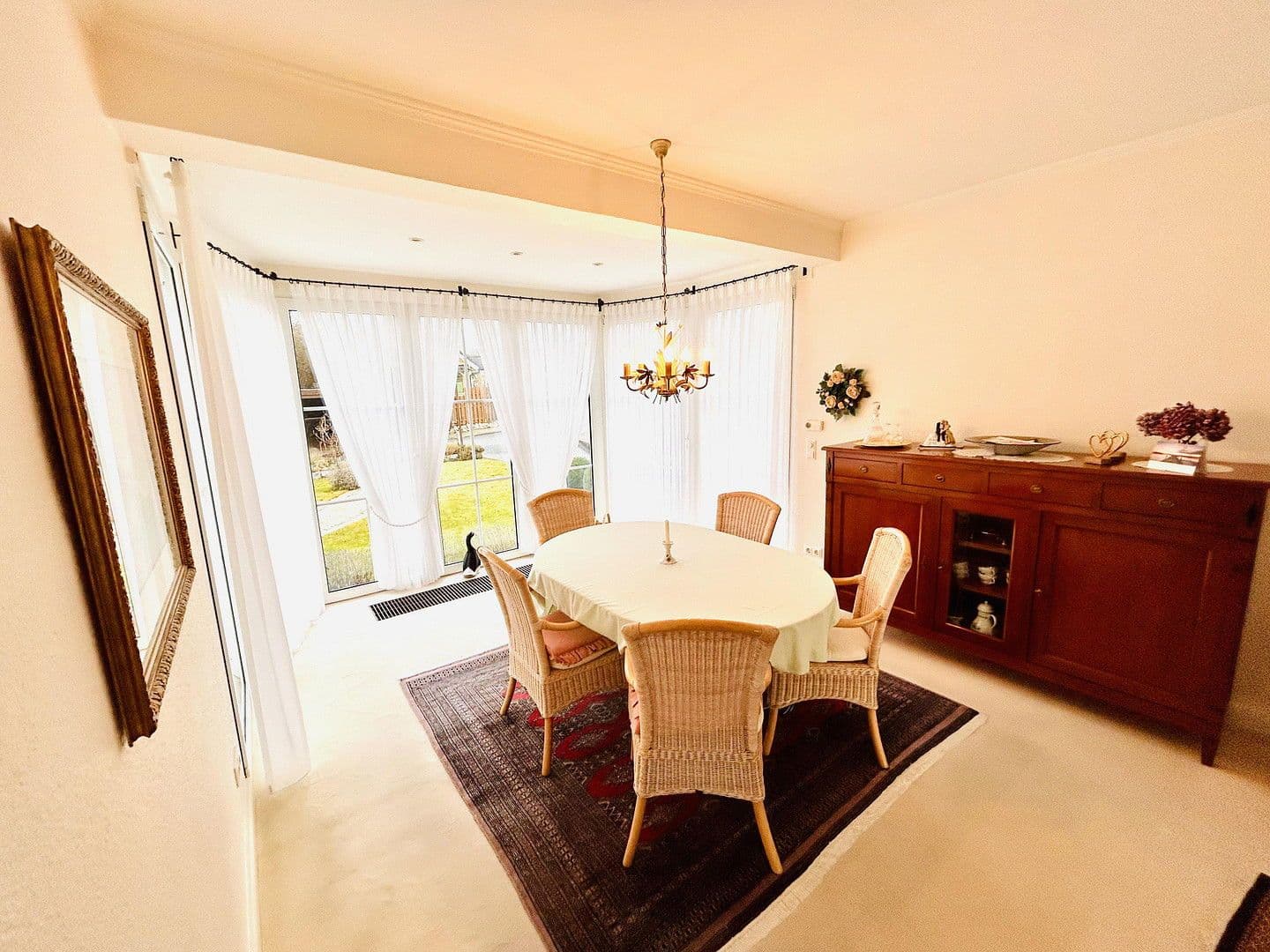 Predaj domu 175 m², pozemek 878 m², Im Wiesengrund 17, Steinburg, Šlezvicko-Holštajnsko Predaj domu 175 m², pozemek 878 m², Im Wiesengrund 17, Steinburg, Šlezvicko-Holštajnsko