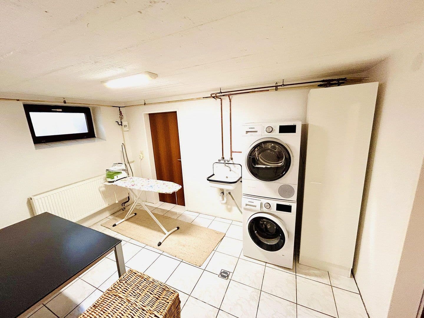 Predaj domu 175 m², pozemek 878 m², Im Wiesengrund 17, Steinburg, Šlezvicko-Holštajnsko Predaj domu 175 m², pozemek 878 m², Im Wiesengrund 17, Steinburg, Šlezvicko-Holštajnsko