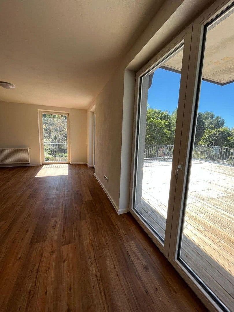 Prenájom bytu 4-izbový 107 m², Christian-Höfer-Ring 50, Selb, Bavorsko Prenájom bytu 4-izbový 107 m², Christian-Höfer-Ring 50, Selb, Bavorsko